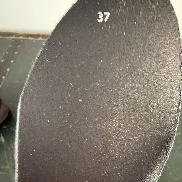 P448 Womens 6.5 Black slip on genuine shearling Shoes 37 EU NWOT - Picture 6 of 6